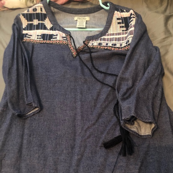 Top - Picture 3 of 3